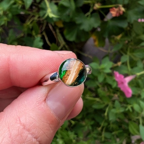 Pierścionek naturalny z drewnem