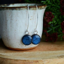 Długie granatowe kolczyki wiszące