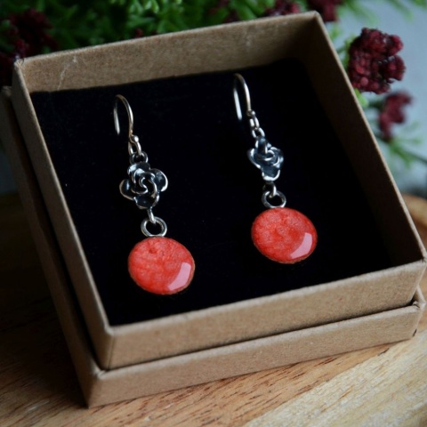 Czerwone kolczyki wiszące handmade