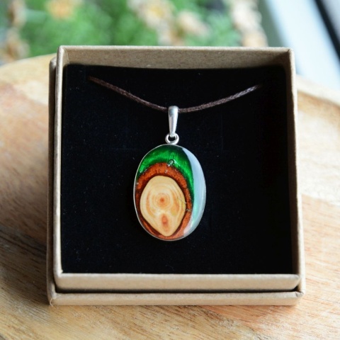 Unikatowy wisior ręcznie wykonany