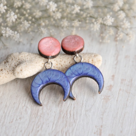 Kolczyki na sztyfcie z niebieskim księżycem