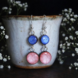 Długie kolczyki niebiesko różowe z dwóch oczek