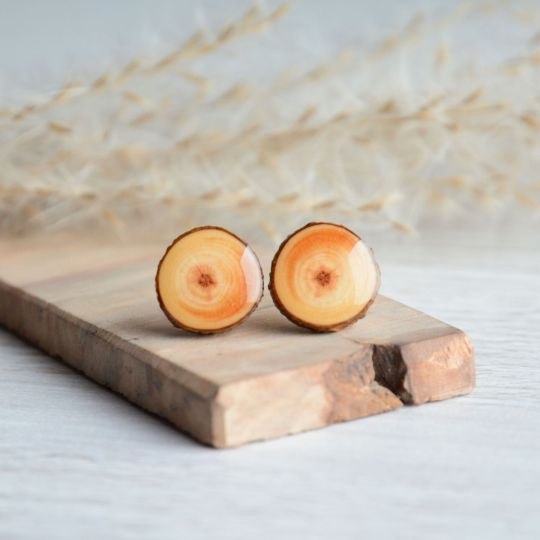 Drewniane kolczyki z sosny